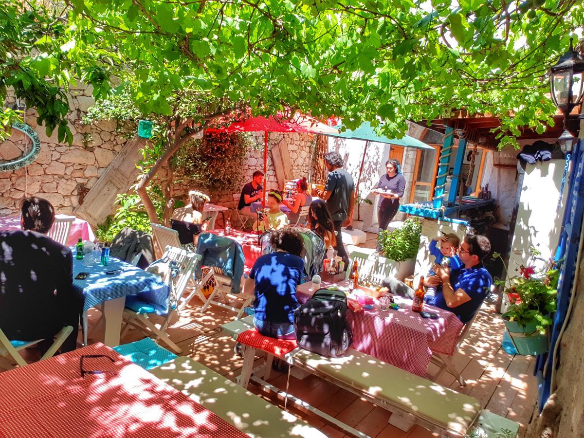 Afet Hanim Konagi Αλακάτι Εξωτερικό φωτογραφία